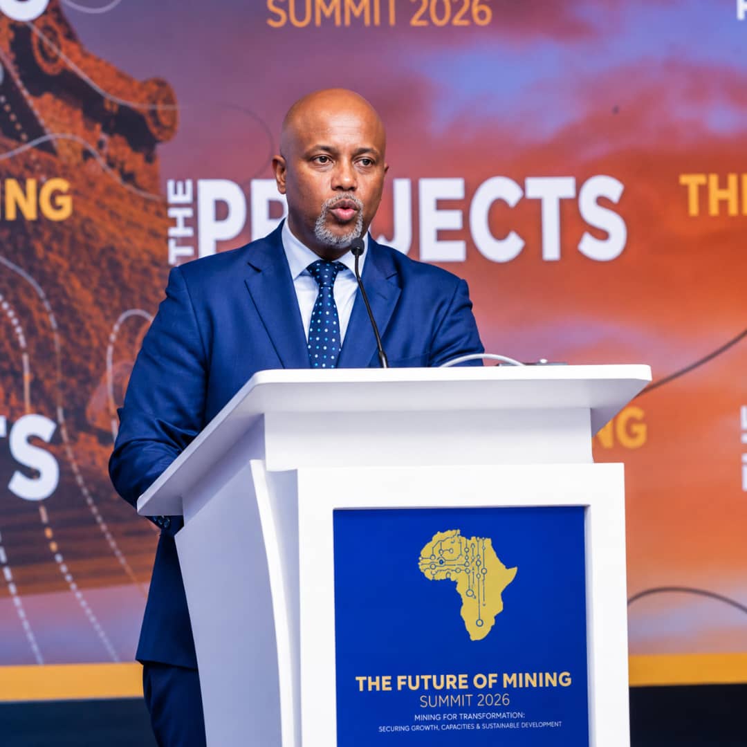 Lesego Osman speaking at the Future of Mining Summit podium.